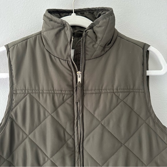 Thread & Supply (Small) Olive Green Quilted Puffer Vest - Picture 2 of 9